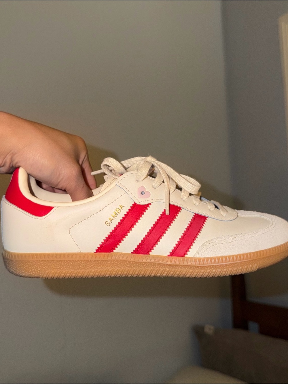 2026 adidas valentine’s day sambas